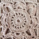 Ecrù crochet